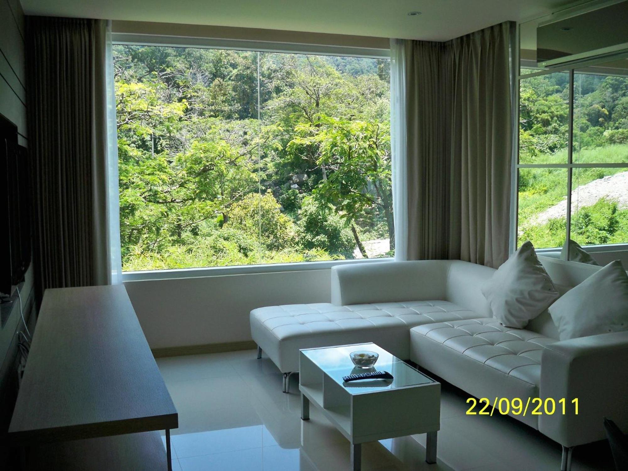 The Baycliff Residences Patong Buitenkant foto