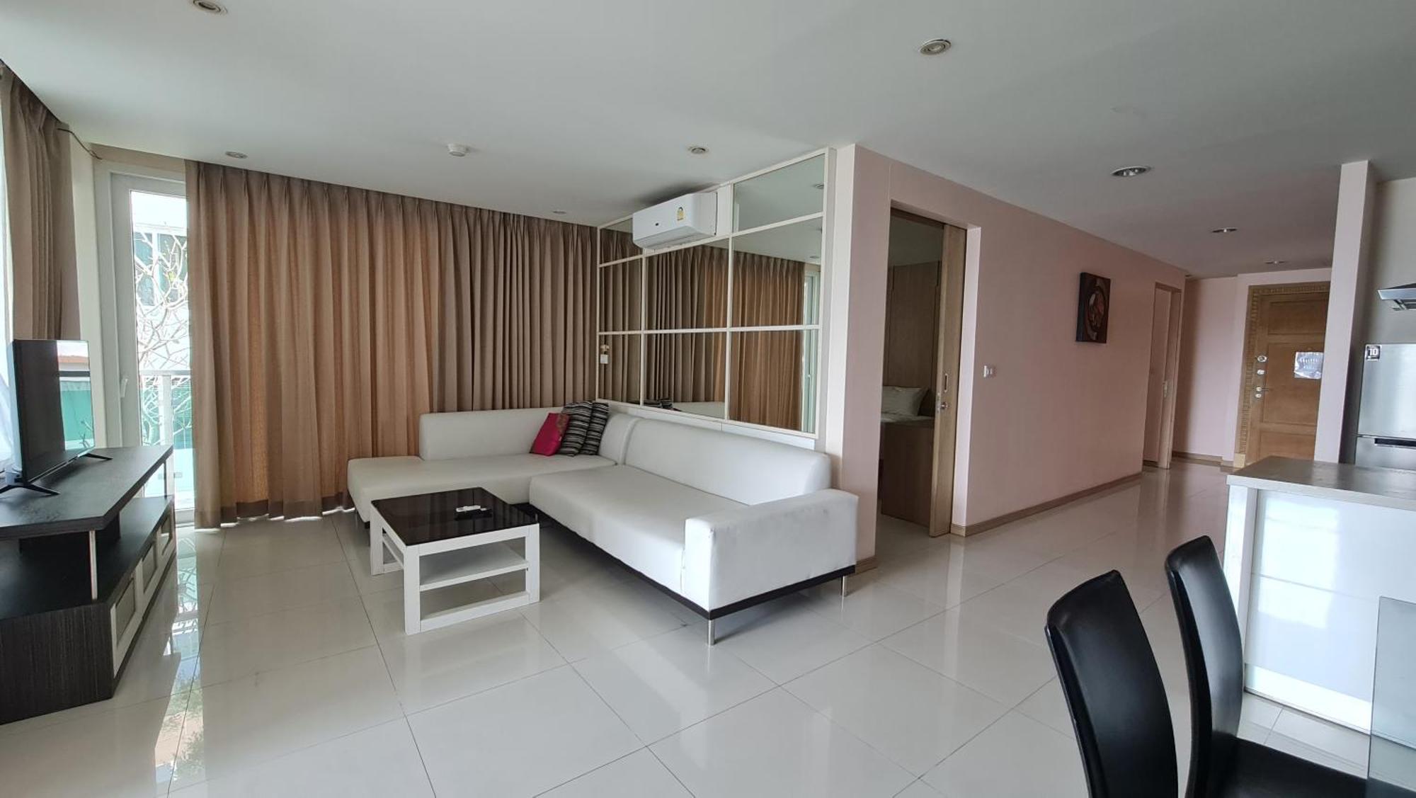 The Baycliff Residences Patong Buitenkant foto